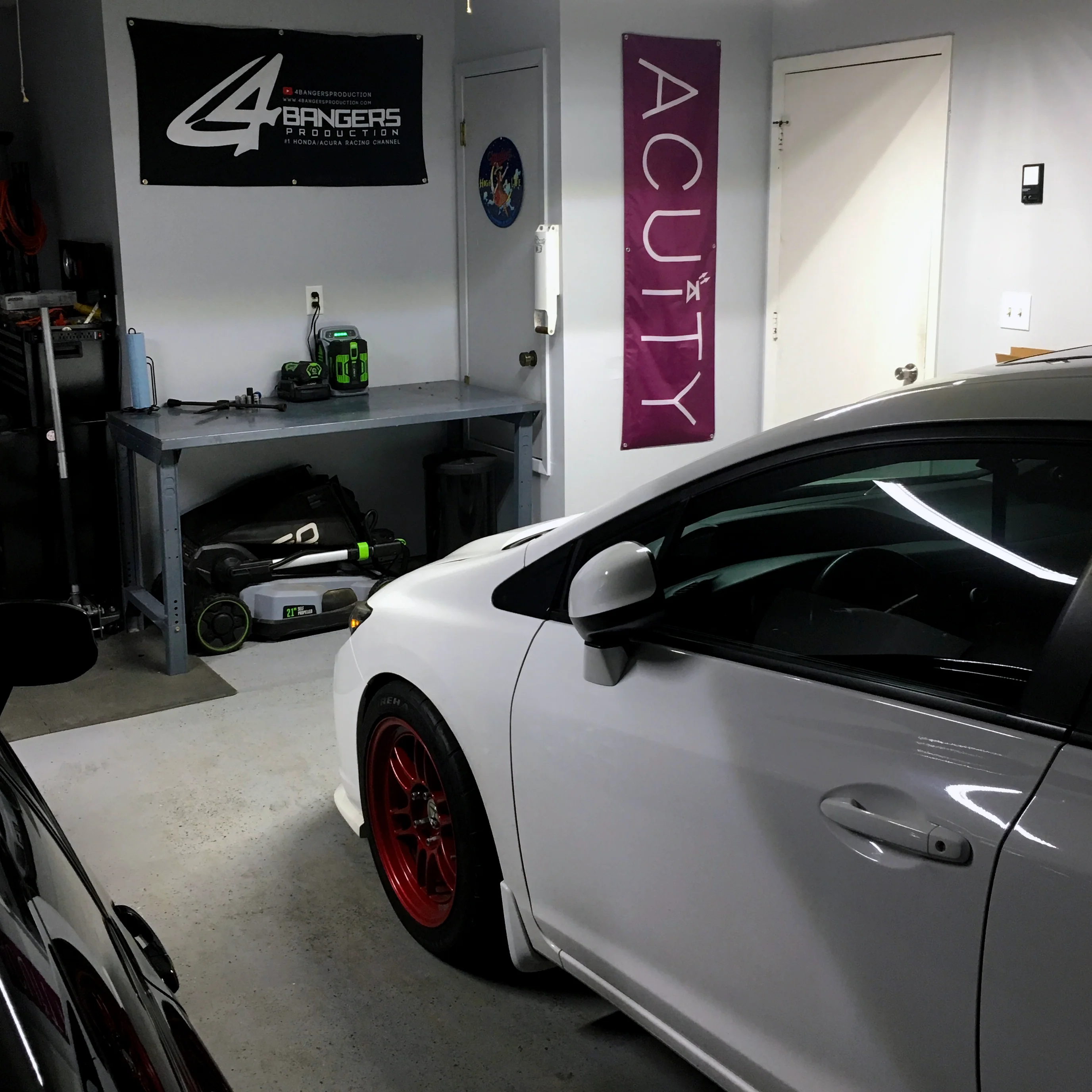 Paddock Banner - Image 5